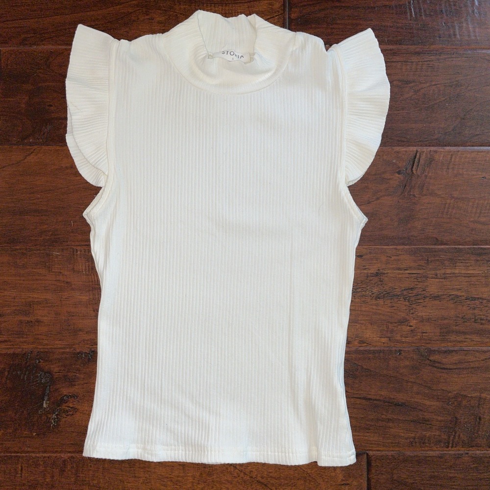STORIA Fitted Top Size Large Flutter Cap Sleeve Ribbed Stretch‎ Ivory Summer EUC